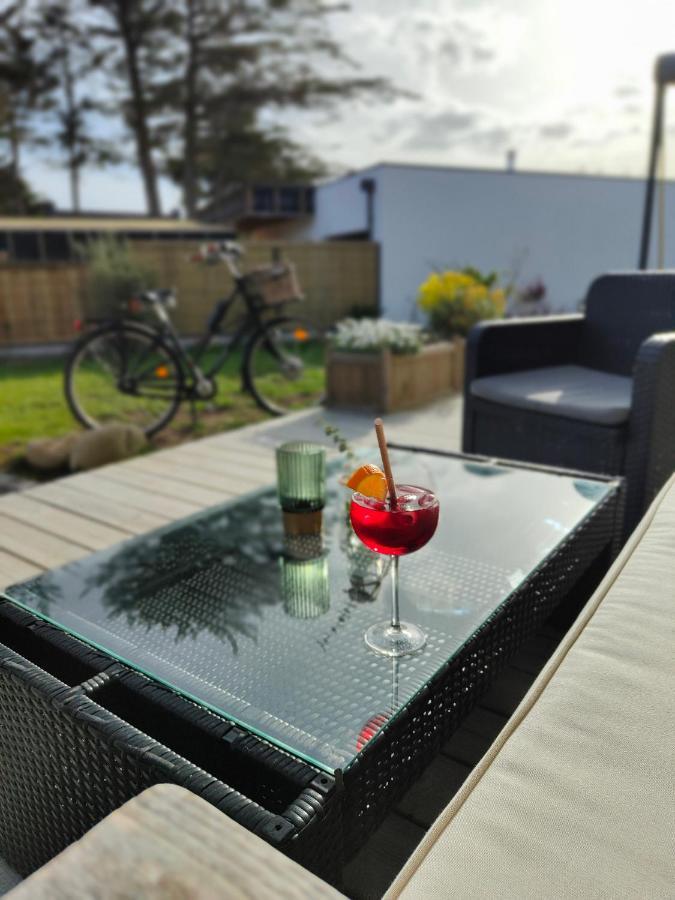 Hotel Restaurant La Voile Bleue エルドゥヴァン エクステリア 写真