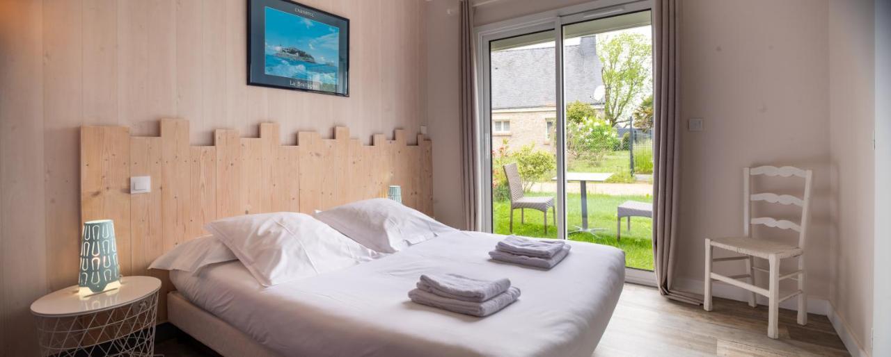 Hotel Restaurant La Voile Bleue エルドゥヴァン エクステリア 写真