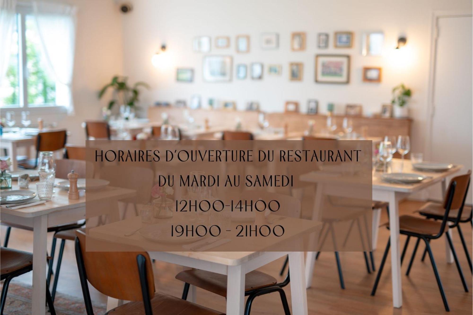 Hotel Restaurant La Voile Bleue エルドゥヴァン エクステリア 写真