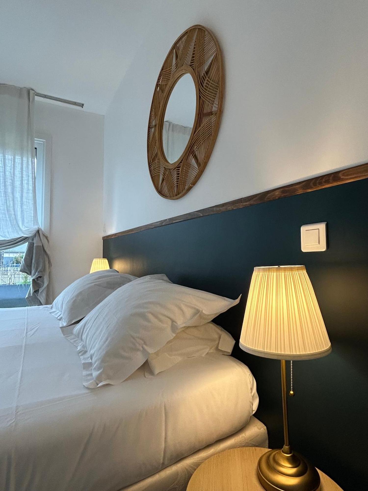Hotel Restaurant La Voile Bleue エルドゥヴァン エクステリア 写真
