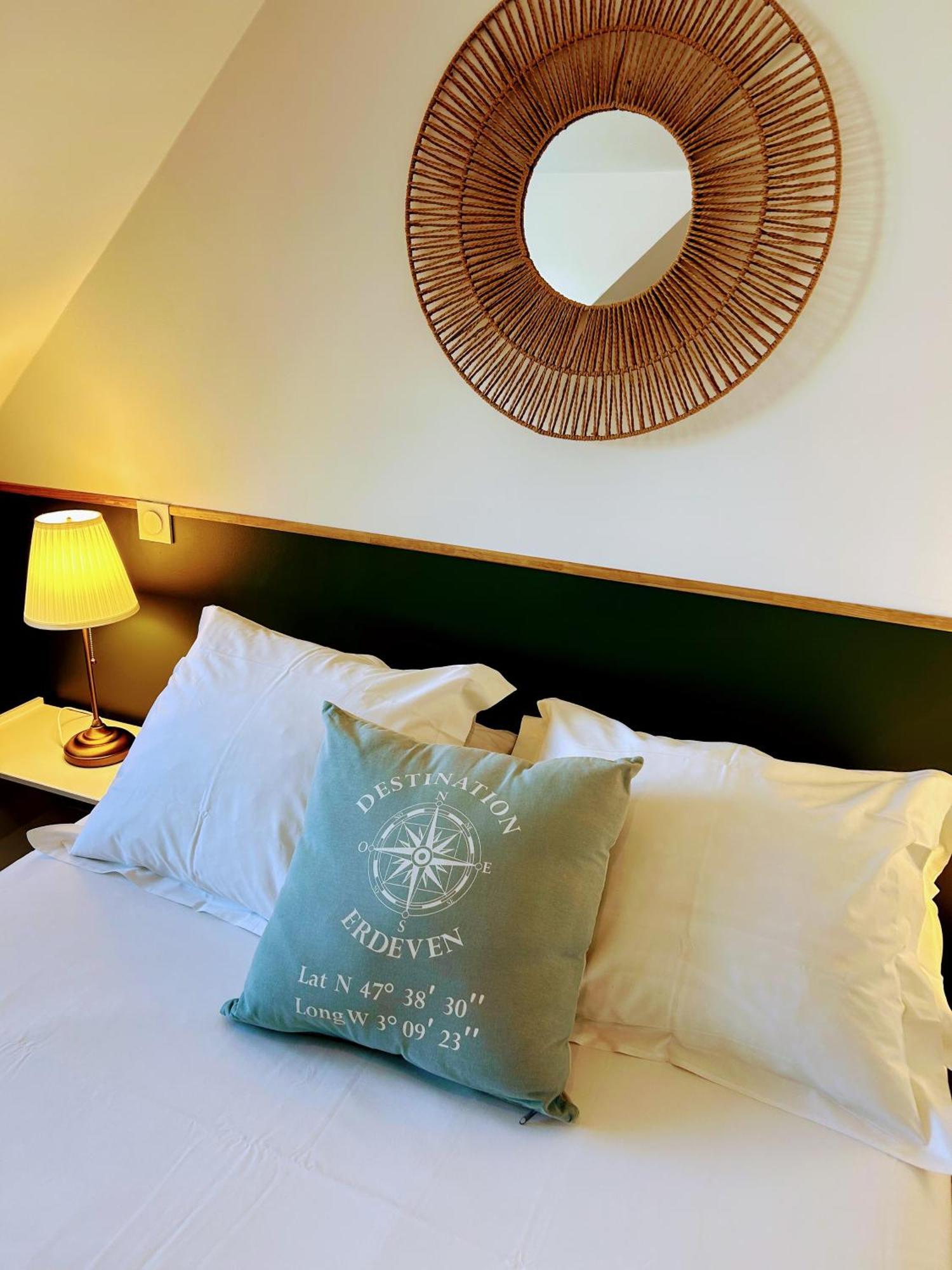 Hotel Restaurant La Voile Bleue エルドゥヴァン エクステリア 写真